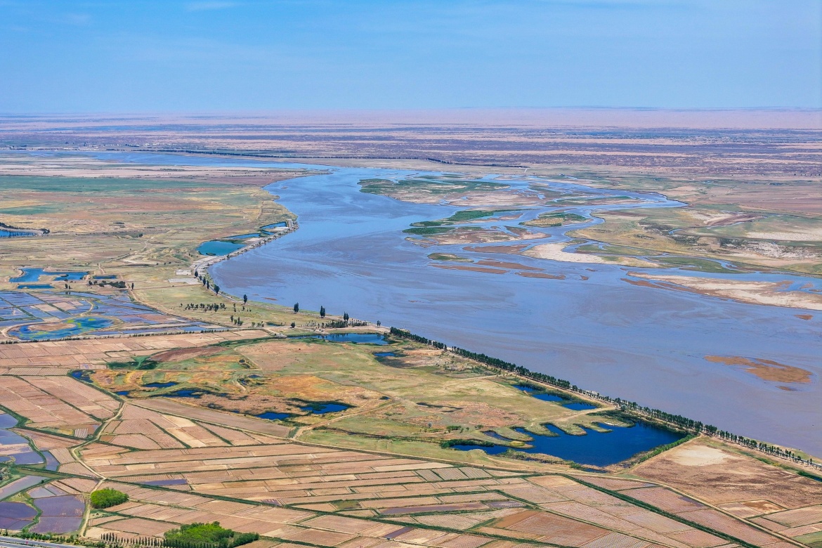 Yellow River Hetao Cultural Tourism Zone Wetland Park